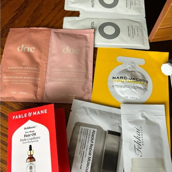 Sephora sample bundle - Picture 2 of 8